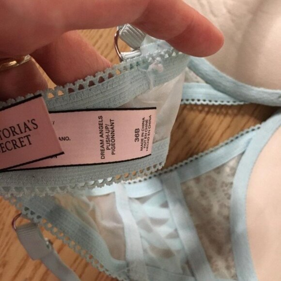 Womens Victorias Secret Lacey Padded Push Up Bra Light Blue size 36B - Picture 4 of 5